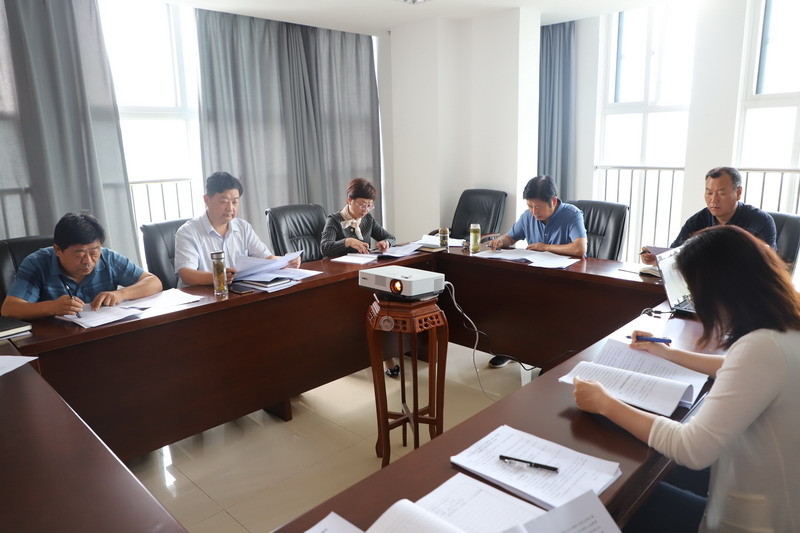 日出水了啊快点使劲动态图