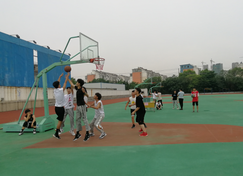 日出水了啊快点使劲动态图