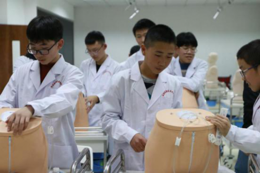 日出水了啊快点使劲动态图