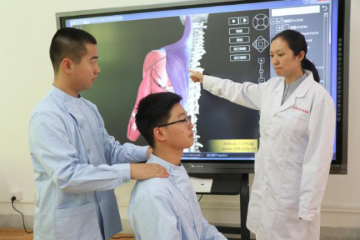 日出水了啊快点使劲动态图