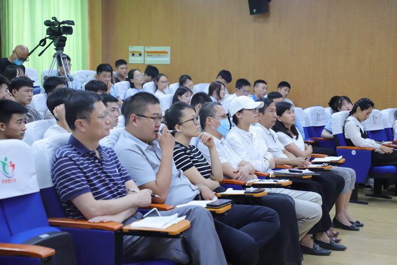 日出水了啊快点使劲动态图