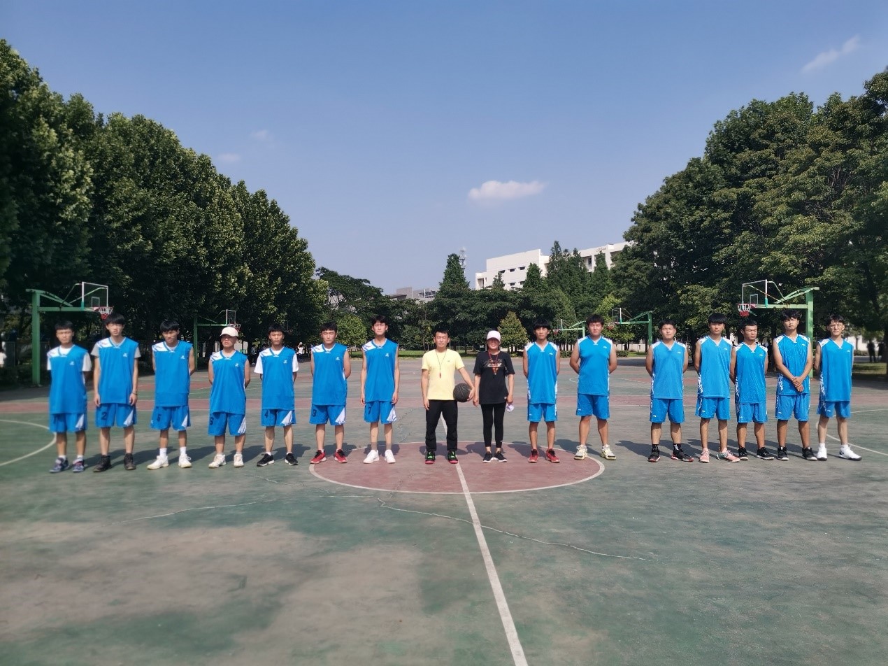 日出水了啊快点使劲动态图