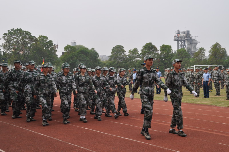 日出水了啊快点使劲动态图