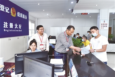 日出水了啊快点使劲动态图