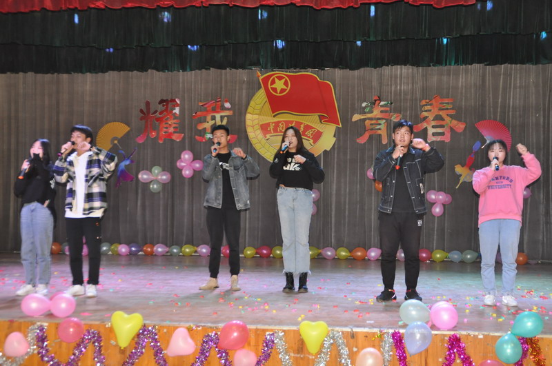 日出水了啊快点使劲动态图