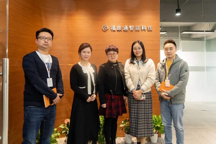 日出水了啊快点使劲动态图