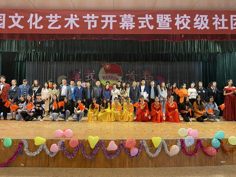 日出水了啊快点使劲动态图