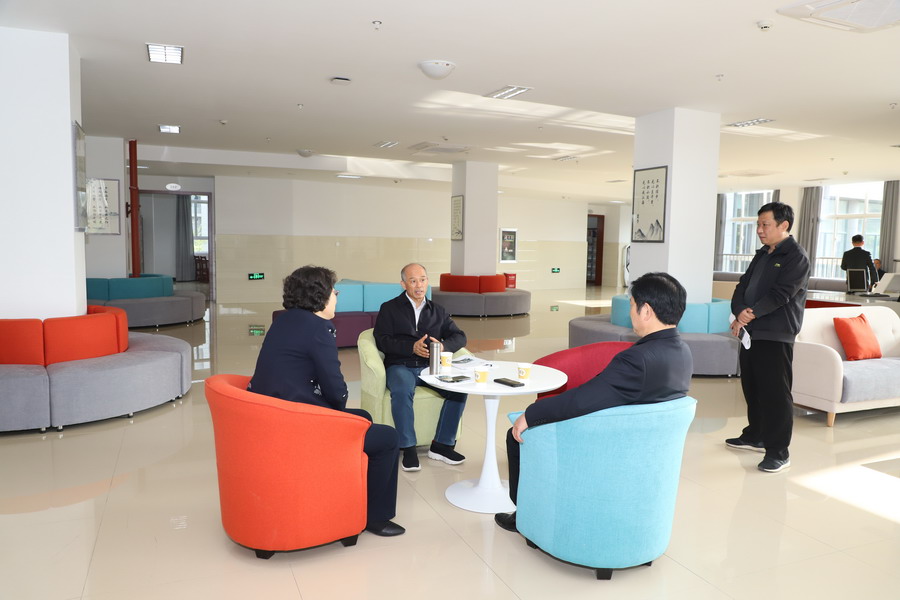 日出水了啊快点使劲动态图