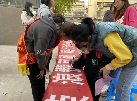 日出水了啊快点使劲动态图