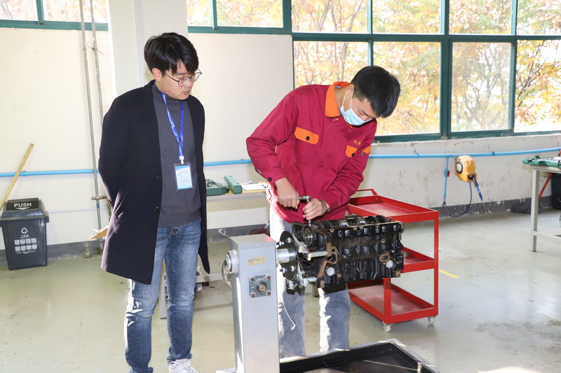 日出水了啊快点使劲动态图