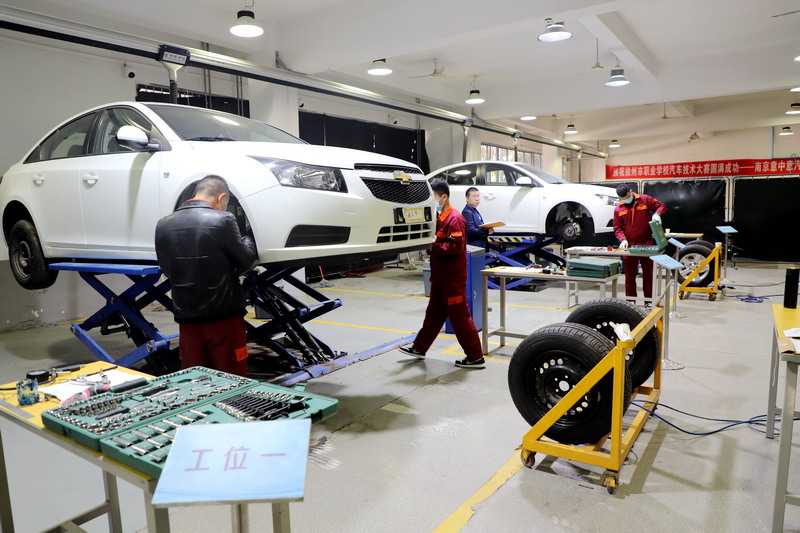 日出水了啊快点使劲动态图