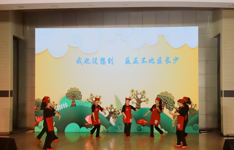 日出水了啊快点使劲动态图