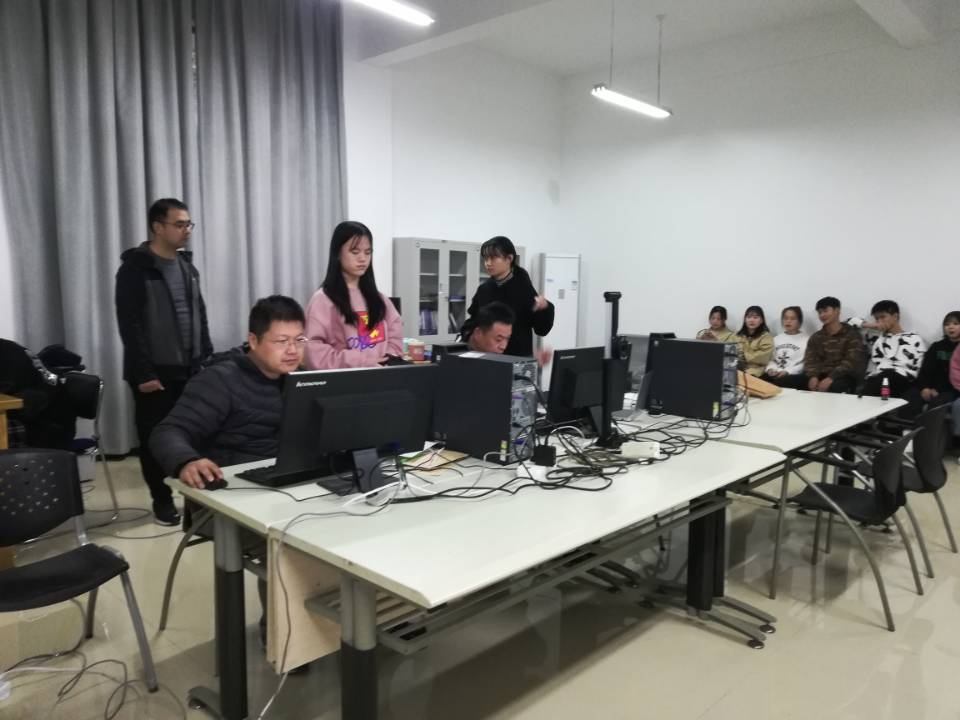 日出水了啊快点使劲动态图