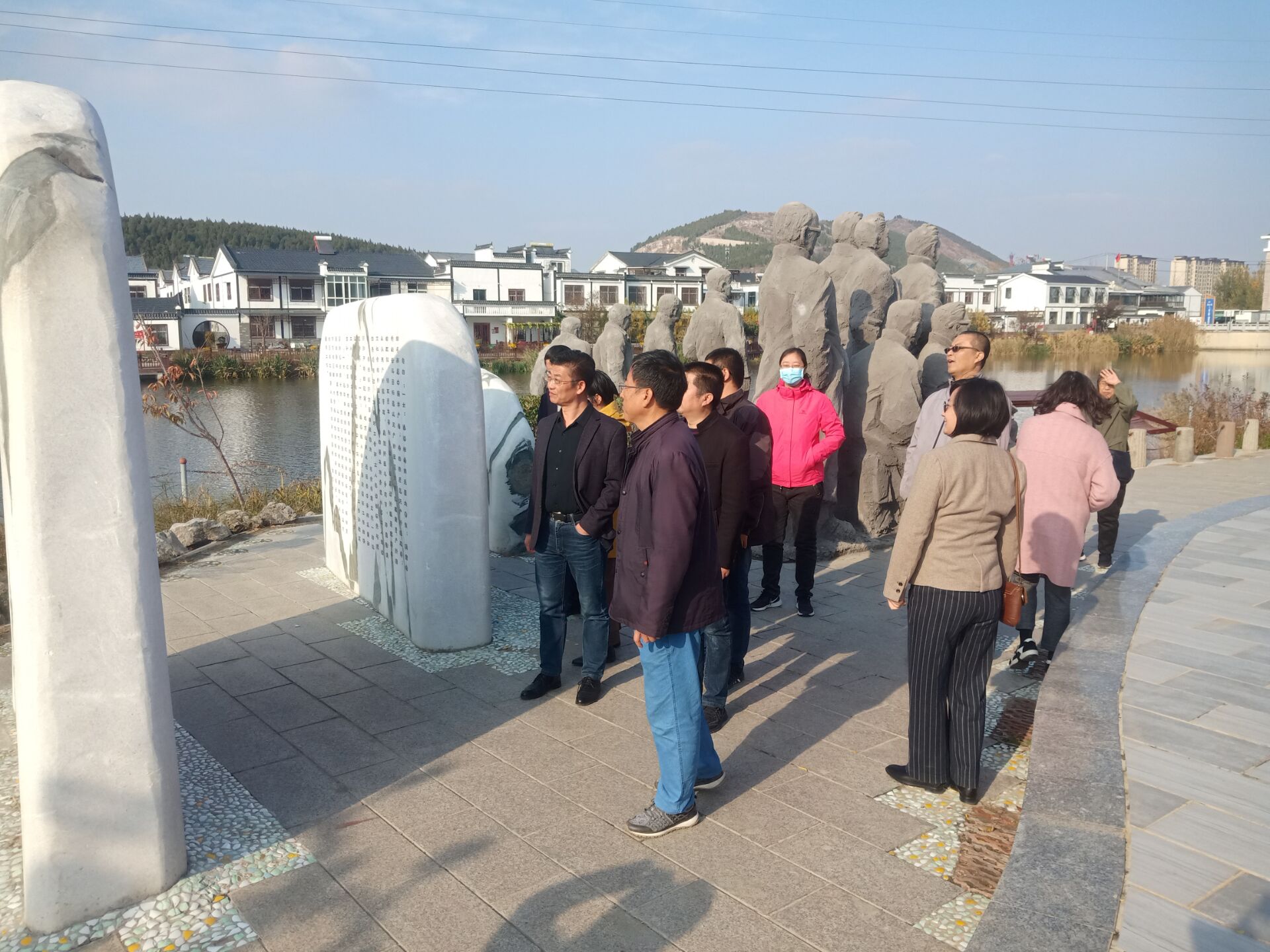 日出水了啊快点使劲动态图