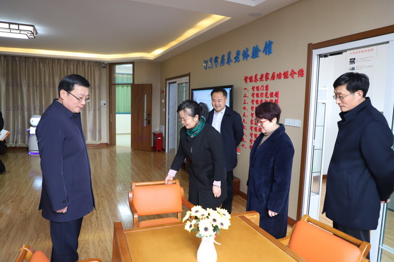 日出水了啊快点使劲动态图