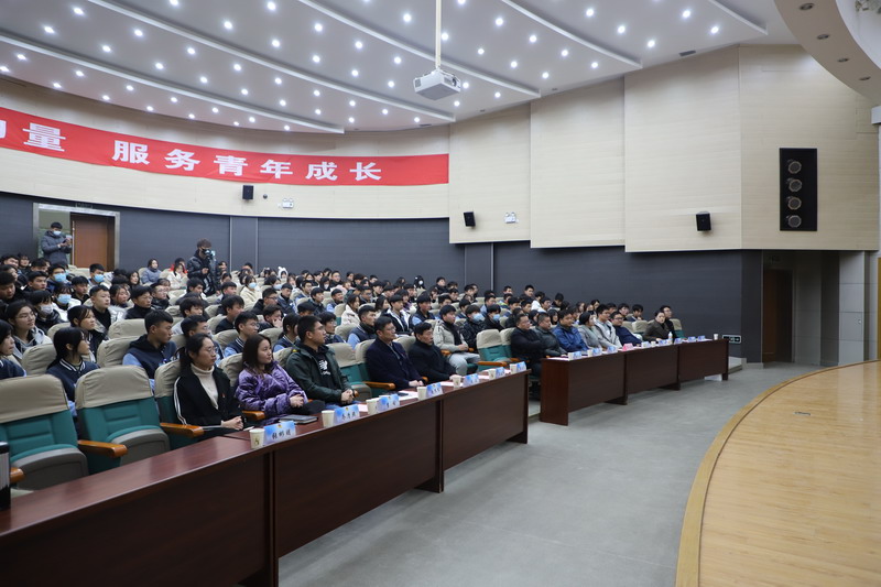 日出水了啊快点使劲动态图