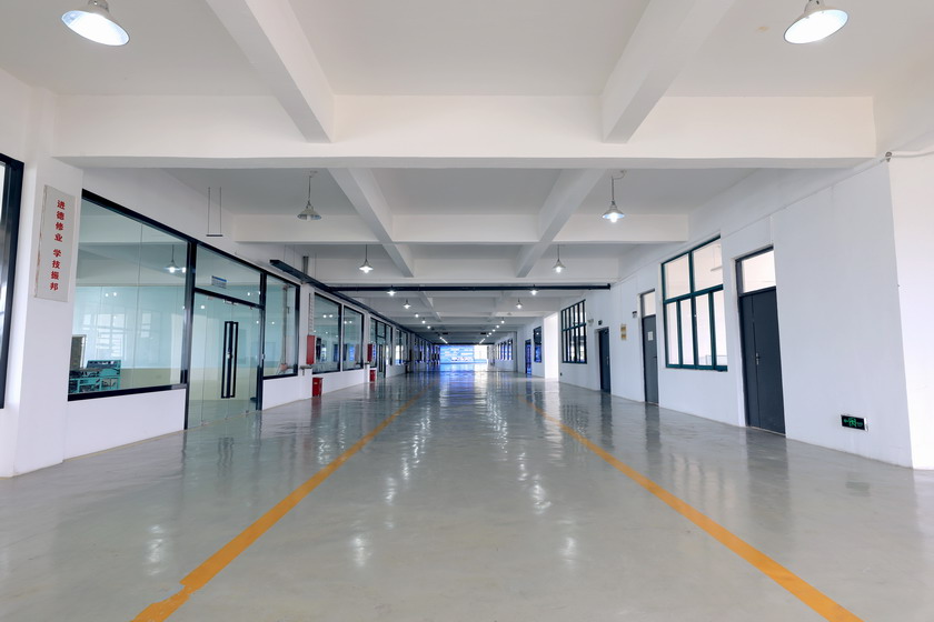 日出水了啊快点使劲动态图