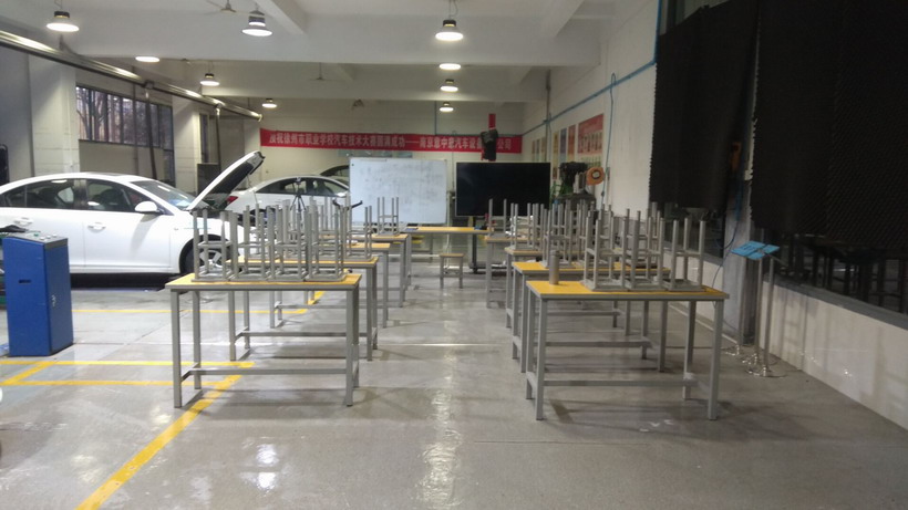 日出水了啊快点使劲动态图