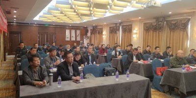 日出水了啊快点使劲动态图