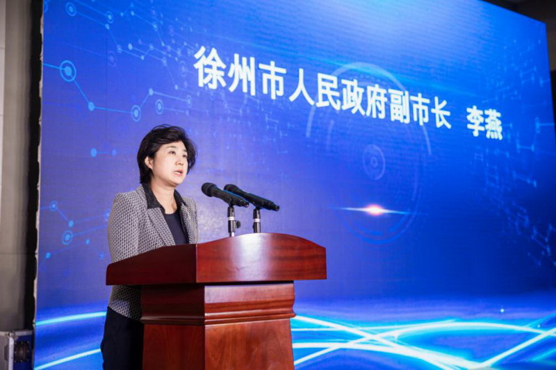 日出水了啊快点使劲动态图