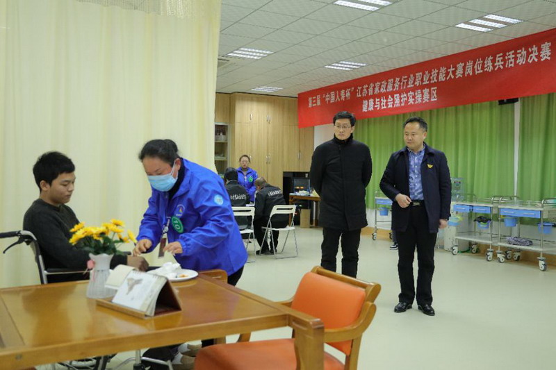 日出水了啊快点使劲动态图