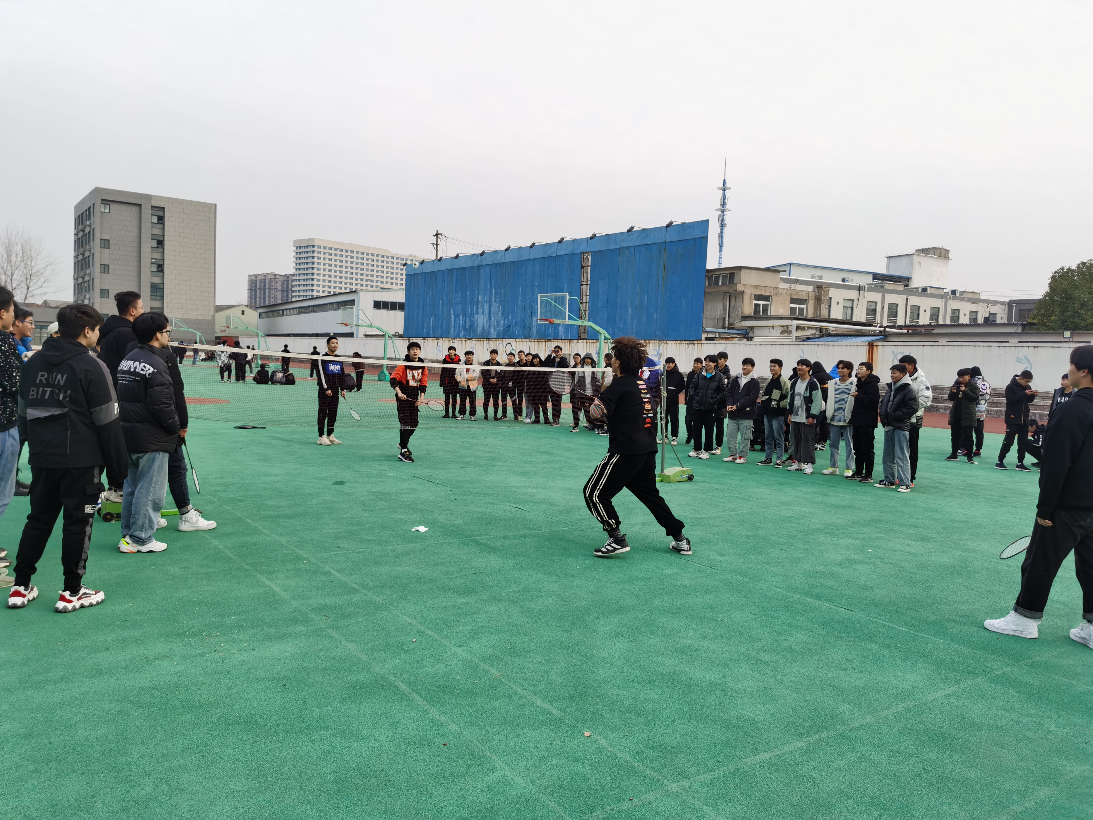 日出水了啊快点使劲动态图