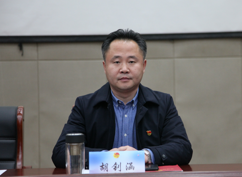 日出水了啊快点使劲动态图