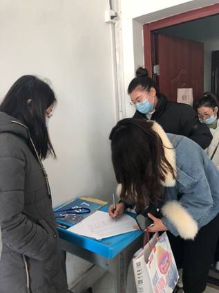 日出水了啊快点使劲动态图