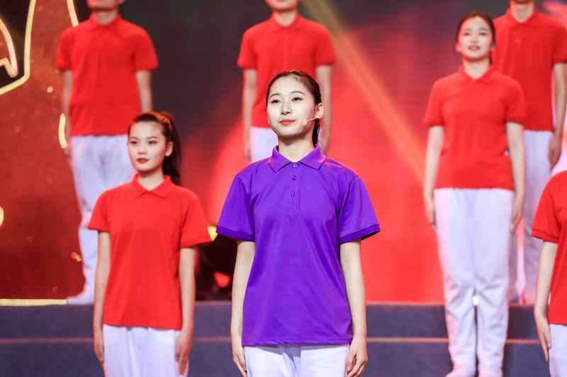 日出水了啊快点使劲动态图