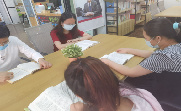 日出水了啊快点使劲动态图