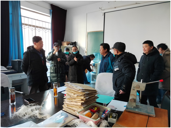 日出水了啊快点使劲动态图