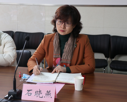 日出水了啊快点使劲动态图