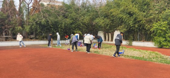 日出水了啊快点使劲动态图