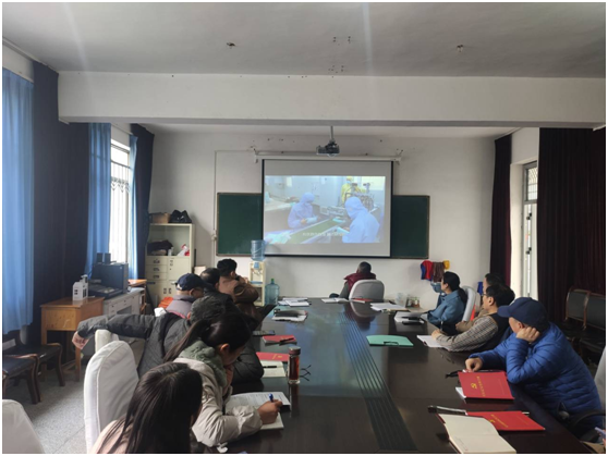 日出水了啊快点使劲动态图