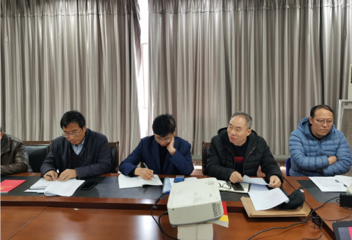 日出水了啊快点使劲动态图