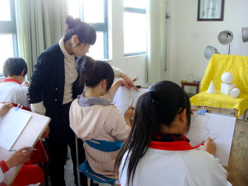 日出水了啊快点使劲动态图