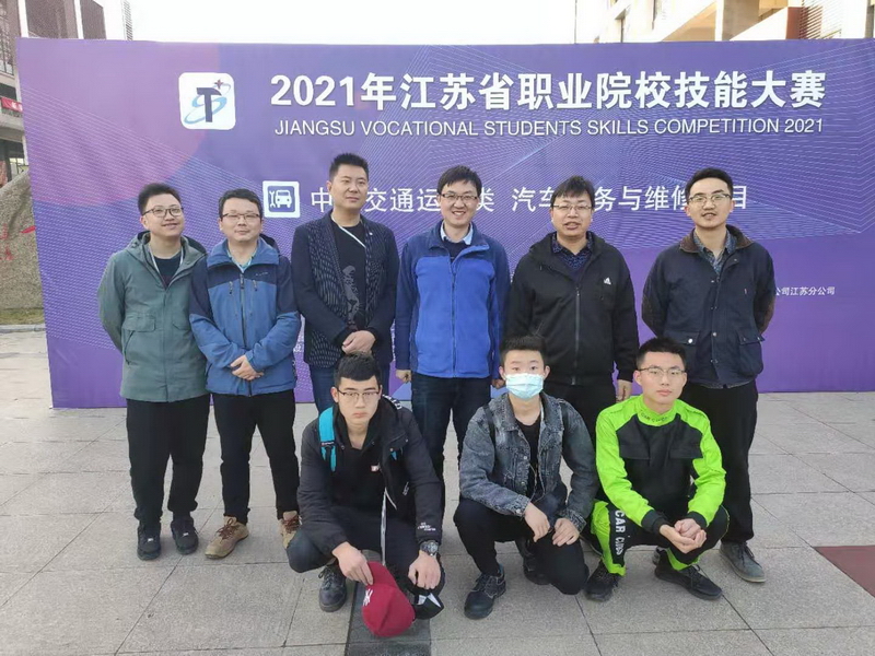 日出水了啊快点使劲动态图