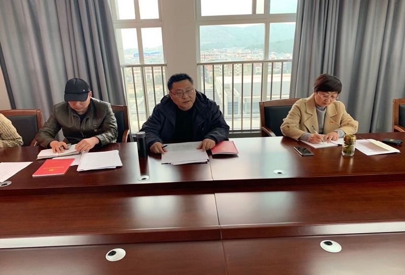 日出水了啊快点使劲动态图