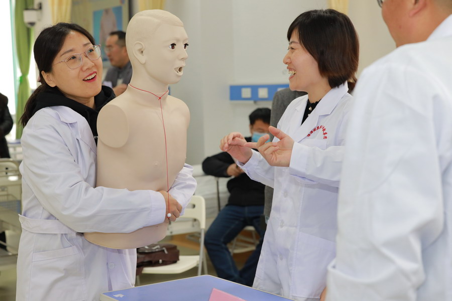 日出水了啊快点使劲动态图