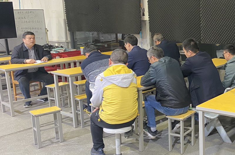 日出水了啊快点使劲动态图