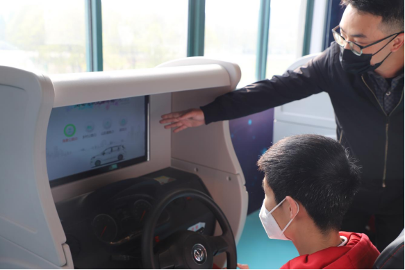 日出水了啊快点使劲动态图