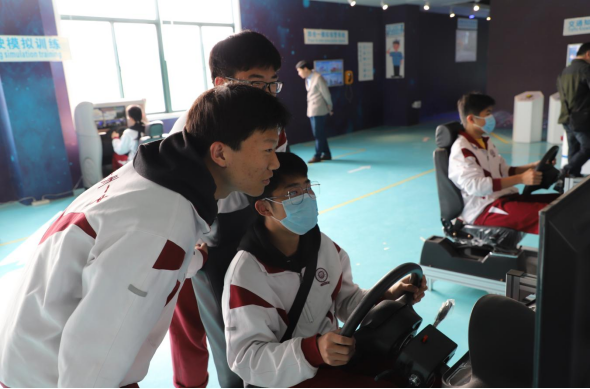 日出水了啊快点使劲动态图