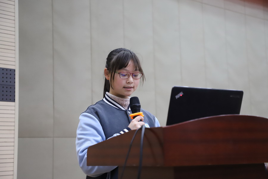 日出水了啊快点使劲动态图