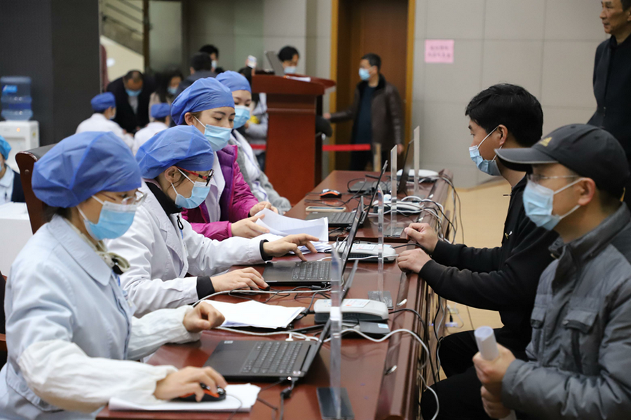 日出水了啊快点使劲动态图