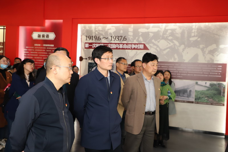 日出水了啊快点使劲动态图