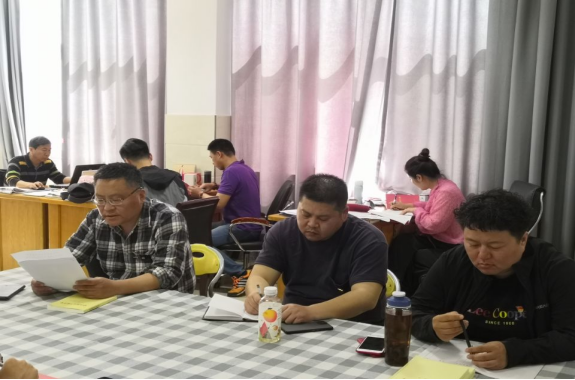 日出水了啊快点使劲动态图