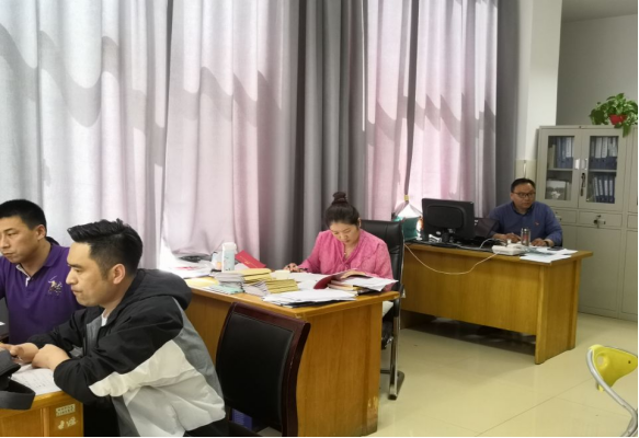 日出水了啊快点使劲动态图