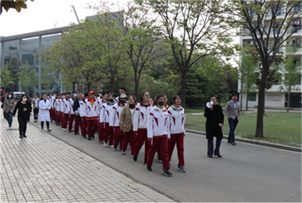 日出水了啊快点使劲动态图