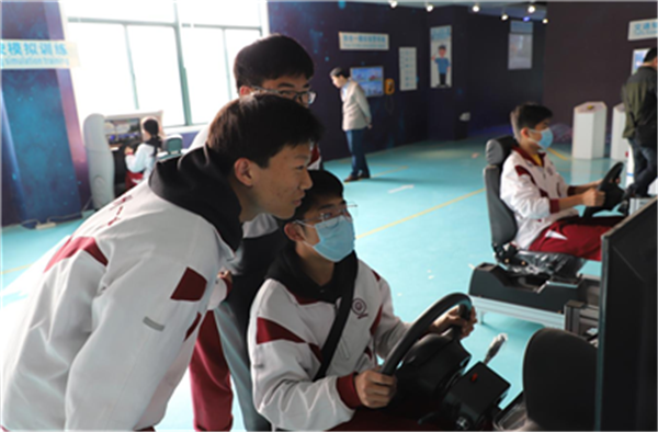 日出水了啊快点使劲动态图