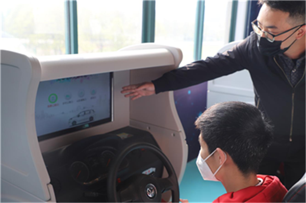 日出水了啊快点使劲动态图